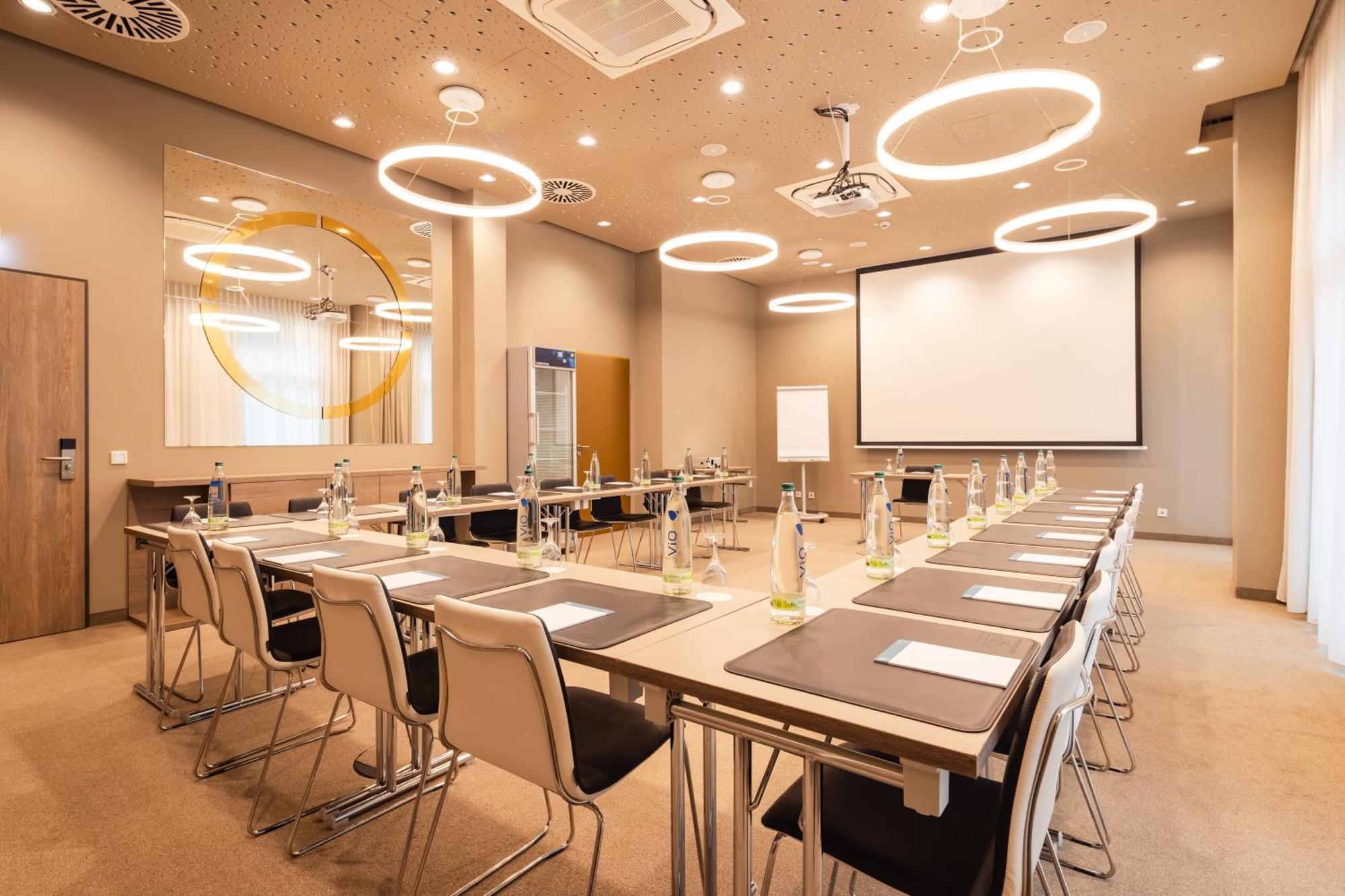 Hey Lou Hotel Monheim Am Rhein Exterior photo